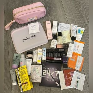 NEW 30 Piece Skincare & Makeup Samples with 2 Bags